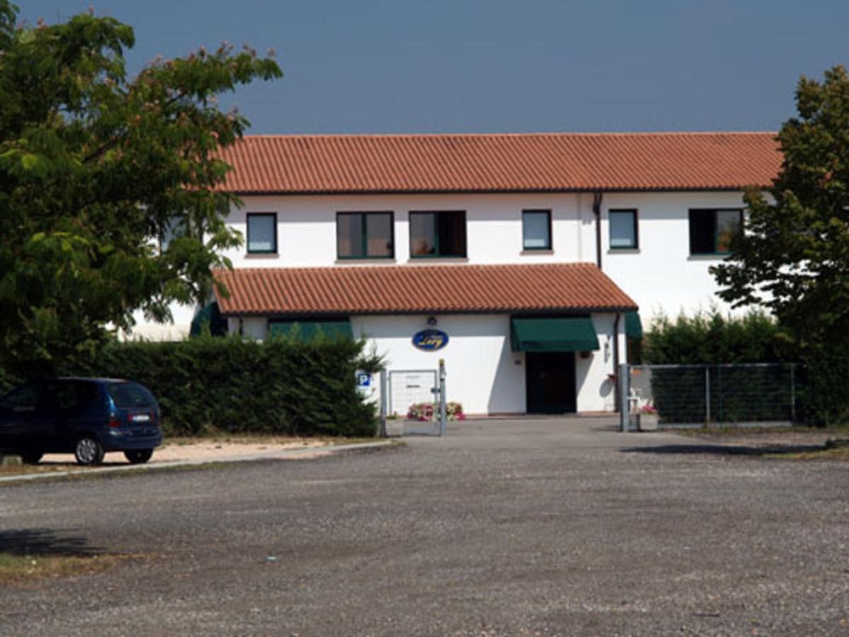 Hotel Lory Ficarolo Exteriör bild